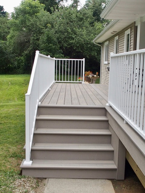 After FiberOn Decking in Sandstone
