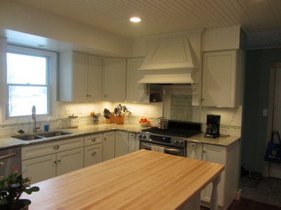 Gallery #34 - Merillat Masterpiece white kitchen cabinetry kitchen.